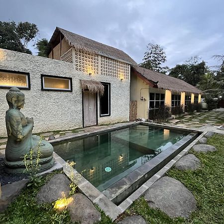 Bamboo Oasis Hotel Убуд Екстериор снимка