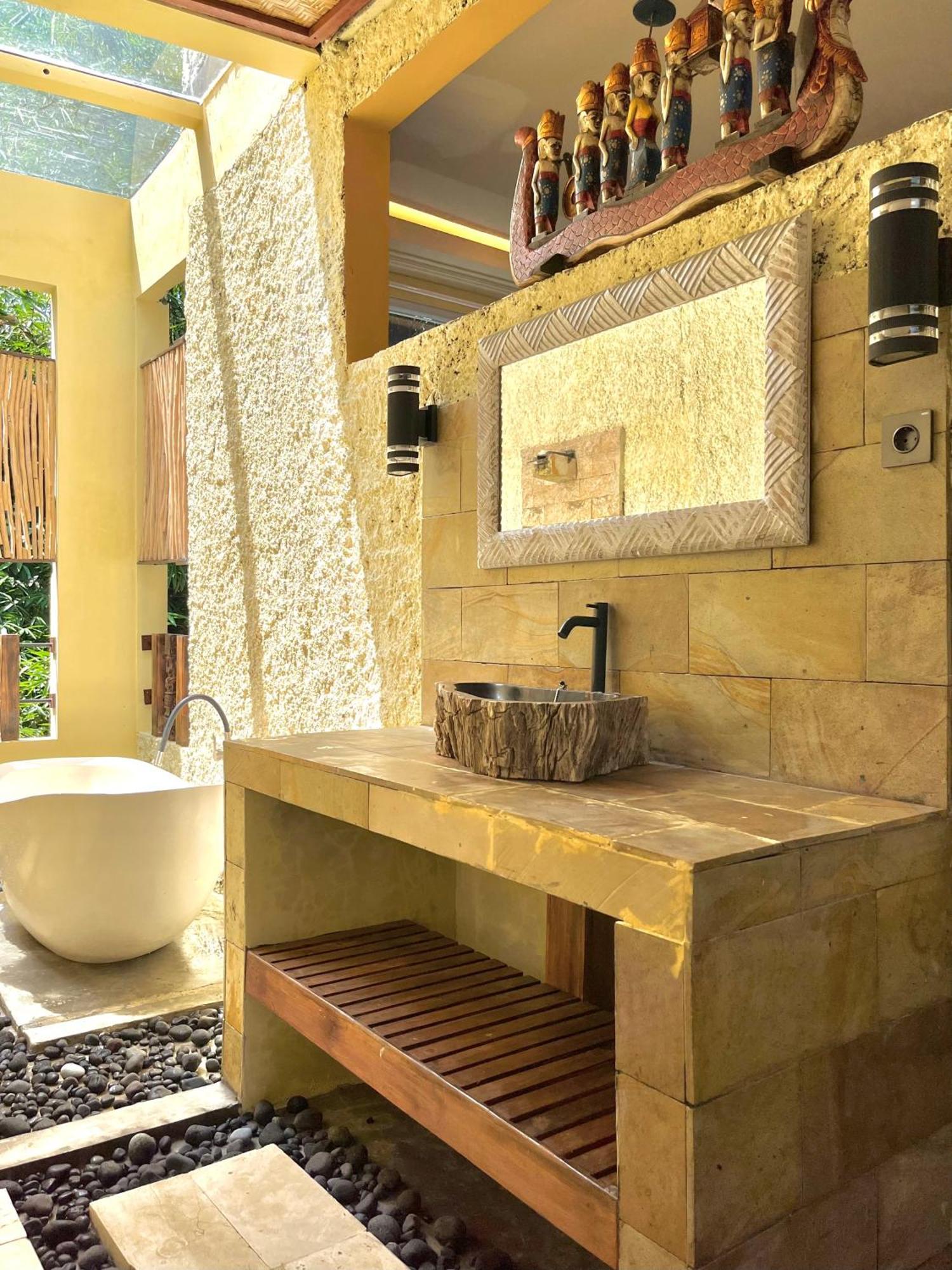 Bamboo Oasis Hotel Убуд Екстериор снимка
